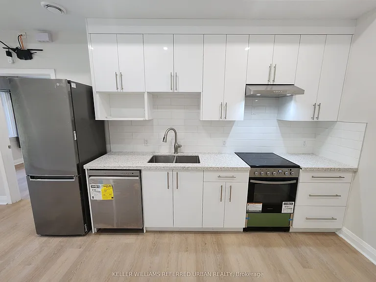 998 Bloor St W #4 — Photo 3