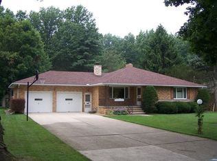 7312 Case Rd, North Ridgeville, OH 44039