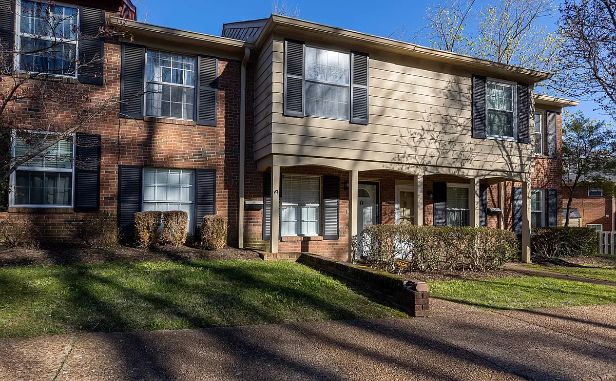 Building Photo - 5515 Country Dr #44