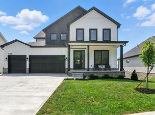 550 Saffron Ln, Versailles, KY