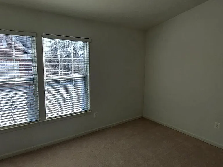 7112 Silverleaf Oak Rd #169 — Photo 25