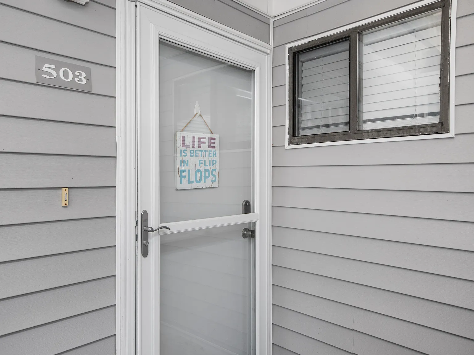 2 bed, 960 sqft, $1,599 — Photo 4