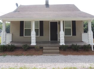 310 1/2 Carpenter St, Mount Pleasant, TN 38474