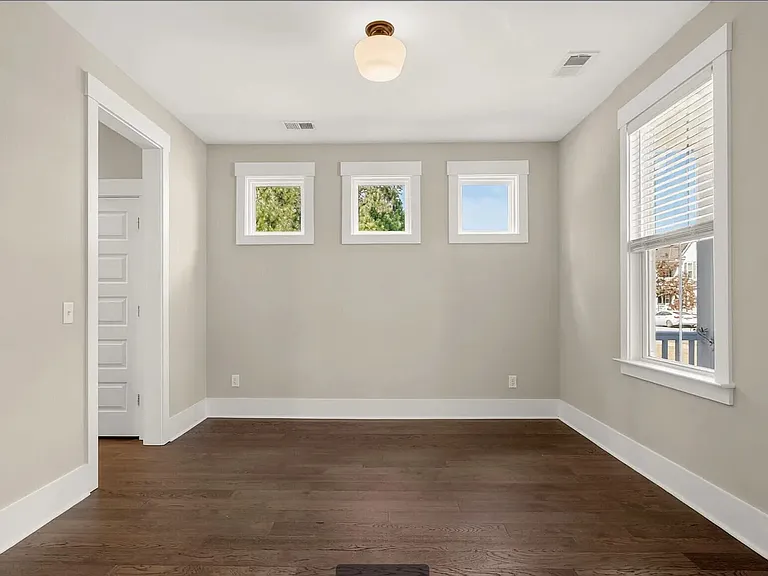 2081 Utsey St — Photo 25
