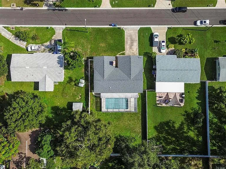 2021 Valley Dr — Photo 72