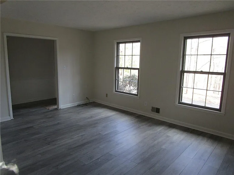 3730 Newport Dr — Photo 28
