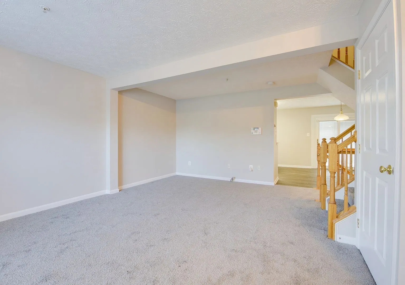 Spacious 3bd 2/2bth Townhome for Rent in Owings Mills — Photo 3