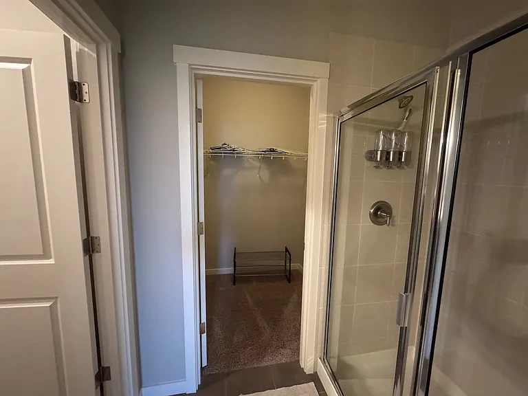1411 NE Park Dr — Photo 7
