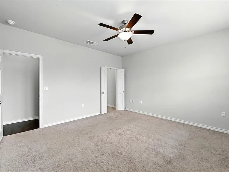 11921 Cimaizon Dr — Photo 6