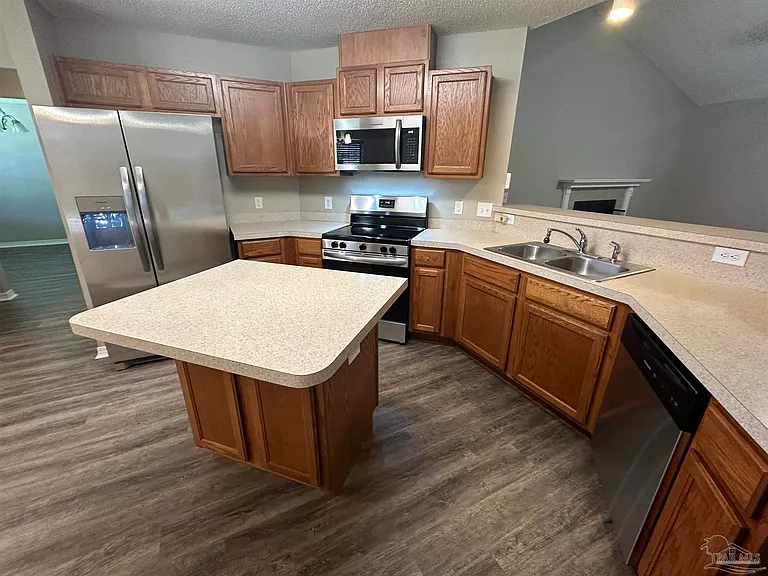 1029 Tortuga Dr — Photo 4
