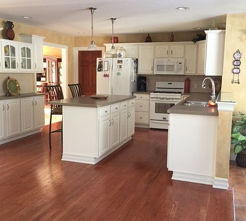 4th image of 1285 Majestic Woods Dr