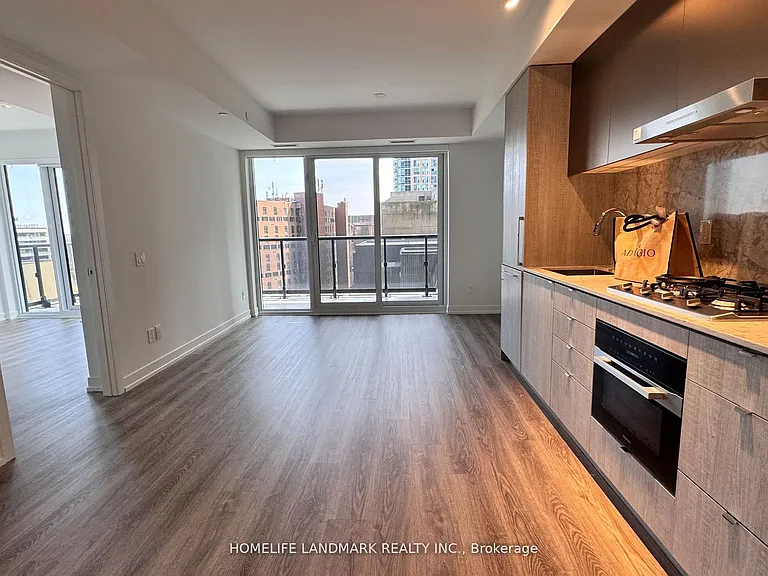 771 Yonge St #1508 — Photo 4