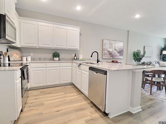 5th image of 2909 Palatine Pl