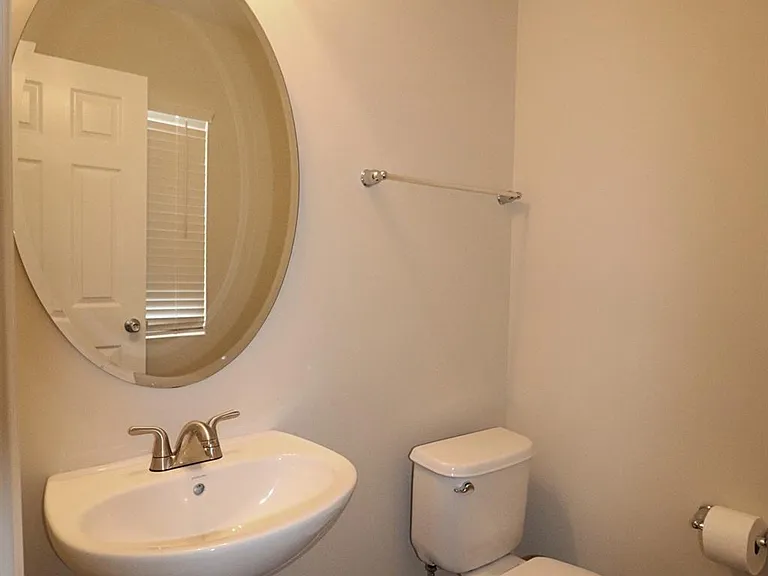13011 Lake Erie Ln — Photo 20