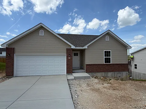 15 Kensington Dr Photo 1