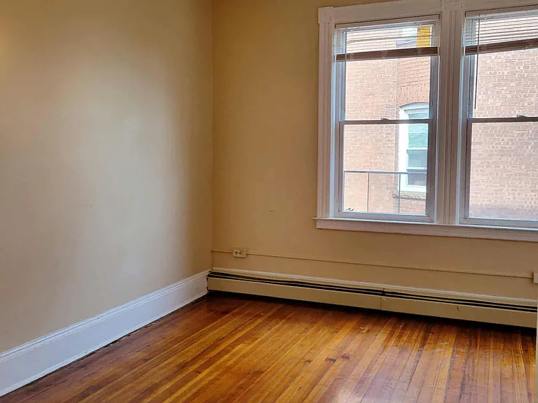 14-16 Mortson St #2 — Photo 10