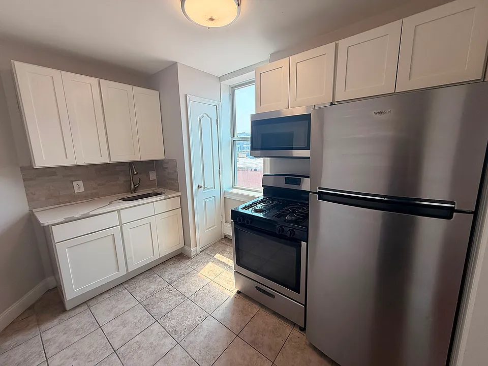 6208 Palisade Ave #17E