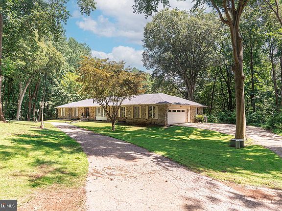 5th image of 11603 Mohr Rd