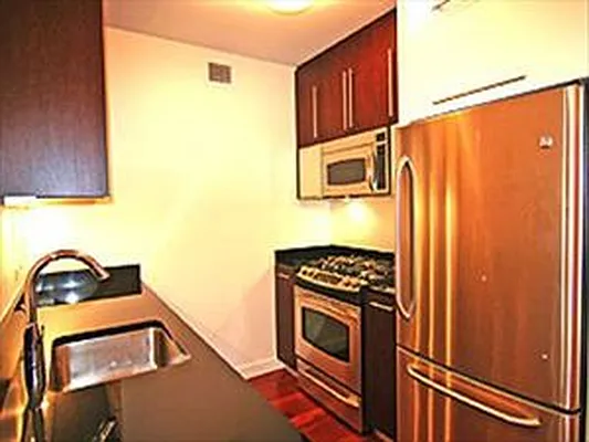 Rented by Home Ambassadors | media 13