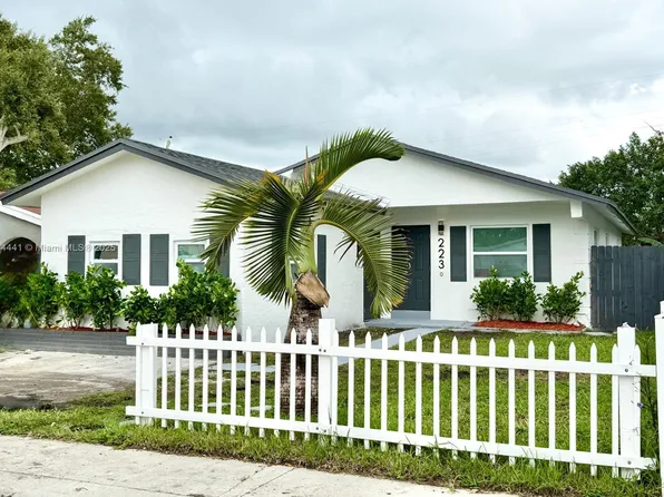 2230 Farragut St, Hollywood, FL 33020