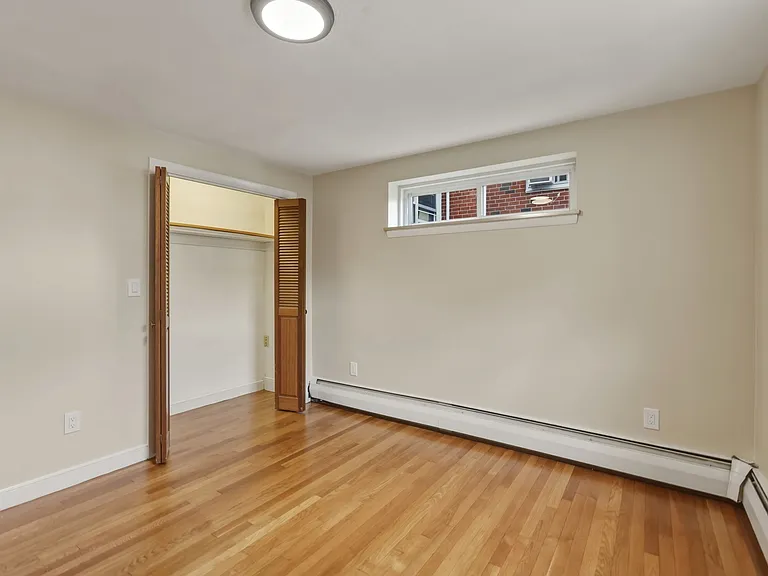 15 Commonwealth Ct #10 — Photo 12