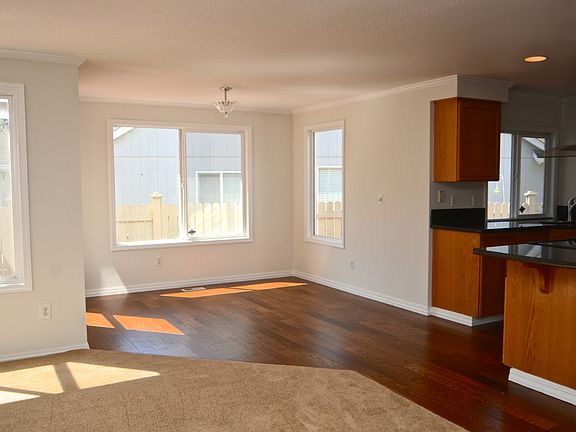3rd image of 3505 SE 186th Ct