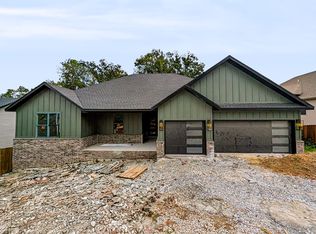 47 Westmorland Dr, Bella Vista, AR 72714
