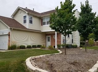 1514 Darien Lake Dr, Darien, IL 60561