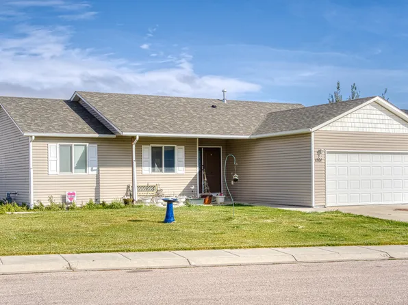 1201 Brown Duck Dr, Gillette, WY 82718