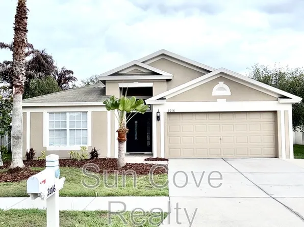 2016 Folkstone Pl, Zephyrhills, FL 33543