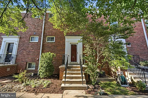 3430 Martha Custis Dr Photo 1