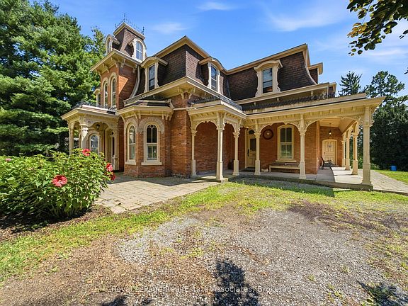 3rd image of 398 Canboro Rd