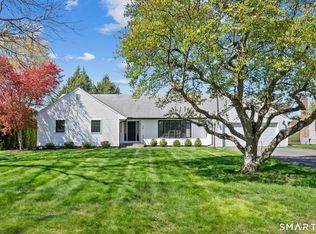 29 Visgrove Lane, West Hartford, CT 06117
