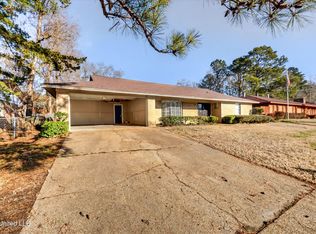 6607 Franklin D Roosevelt Dr, Jackson, MS 39213