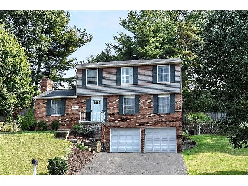 117 Colonial Dr photo 1