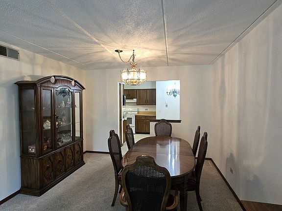 4th image of 1595 Ashland Ave APT 205