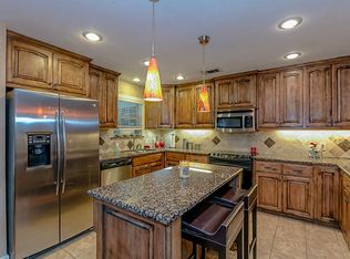 2306 Normal Park Dr, Huntsville, TX 77340