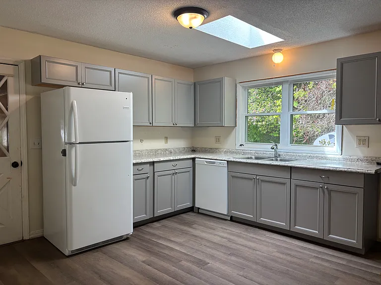 1130 Orion Davis Rd — Photo 2