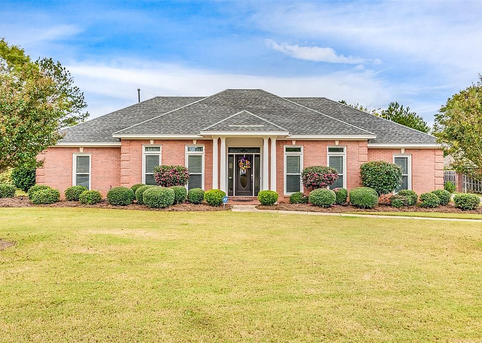 1st image of 509 Towne Lake Dr