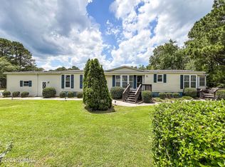 413 Quartermaster Ct, Hampstead, NC 28443