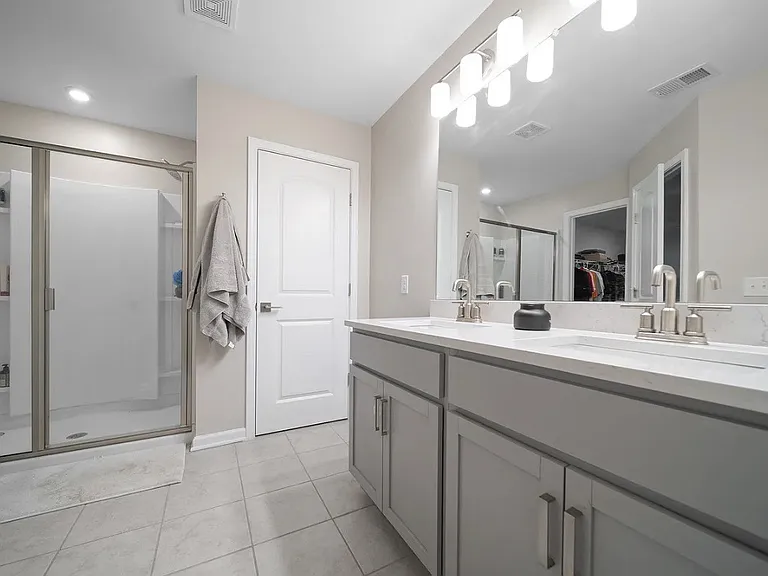 138 Millbrook Dr — Photo 10