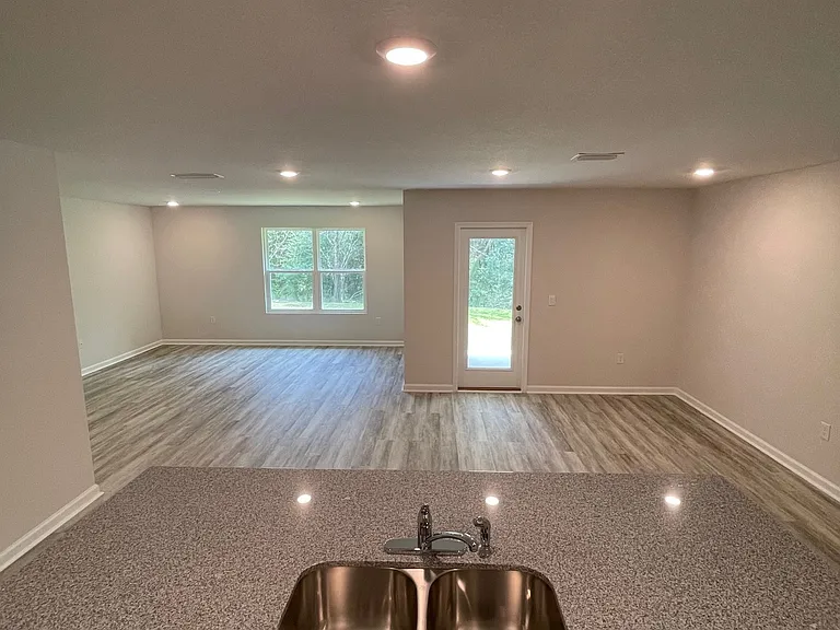 8661 Pathstone Blvd — Photo 45