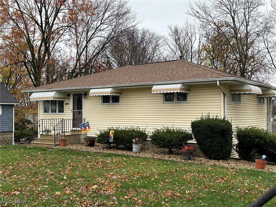 1st image of 1727 Lake Ave