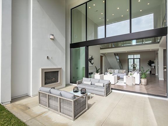 Outdoor living space