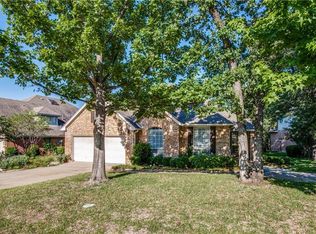 107 Lakehill Ct, Hickory Creek, TX 75065