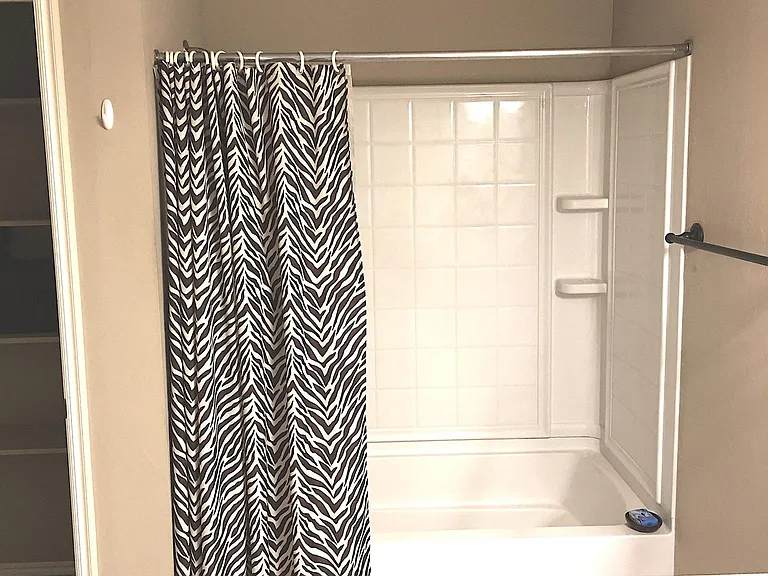 17612 Black Hawk Dr — Photo 11