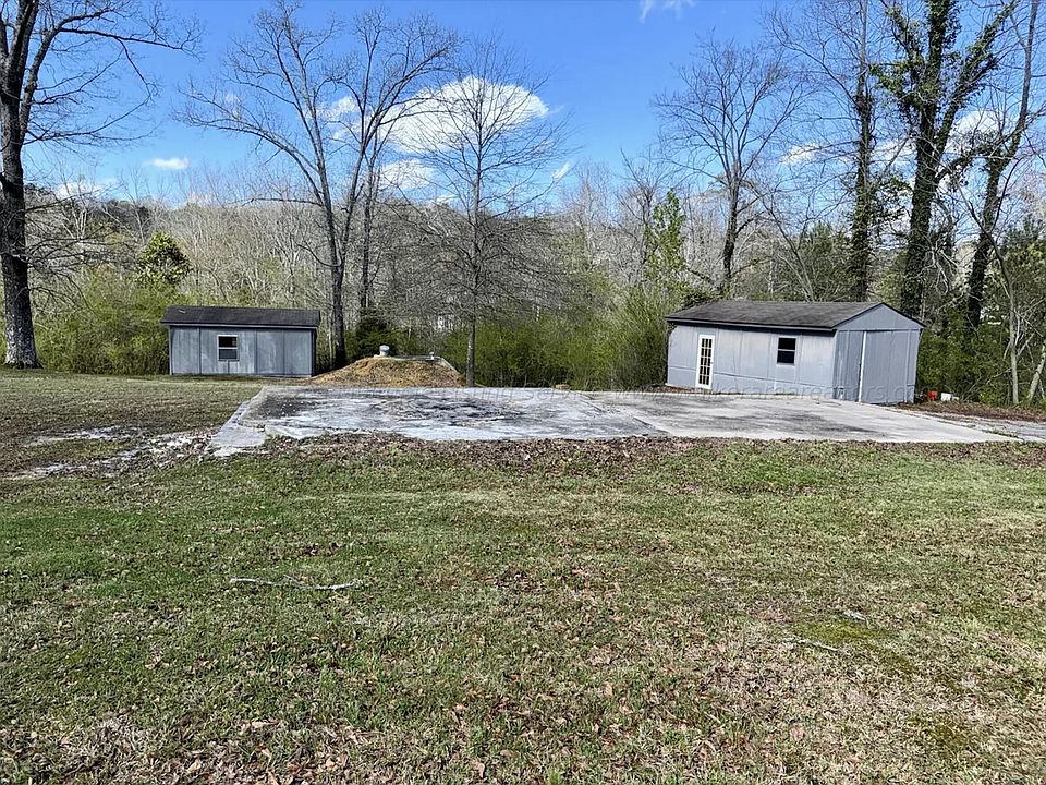 2nd image of 92 Elizabeth Ave