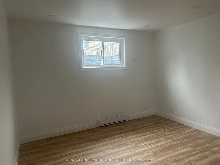 1540 Maxime St #B — Photo 10