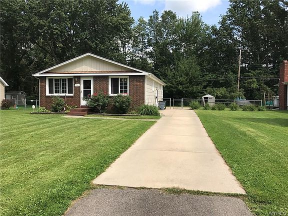 2nd image of 3567 Warner Dr