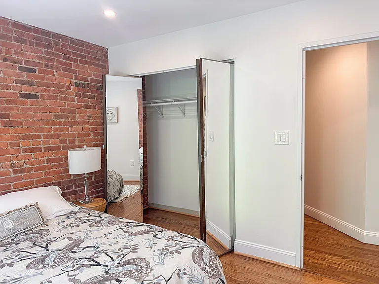 79 Gainsborough St #204 — Photo 8